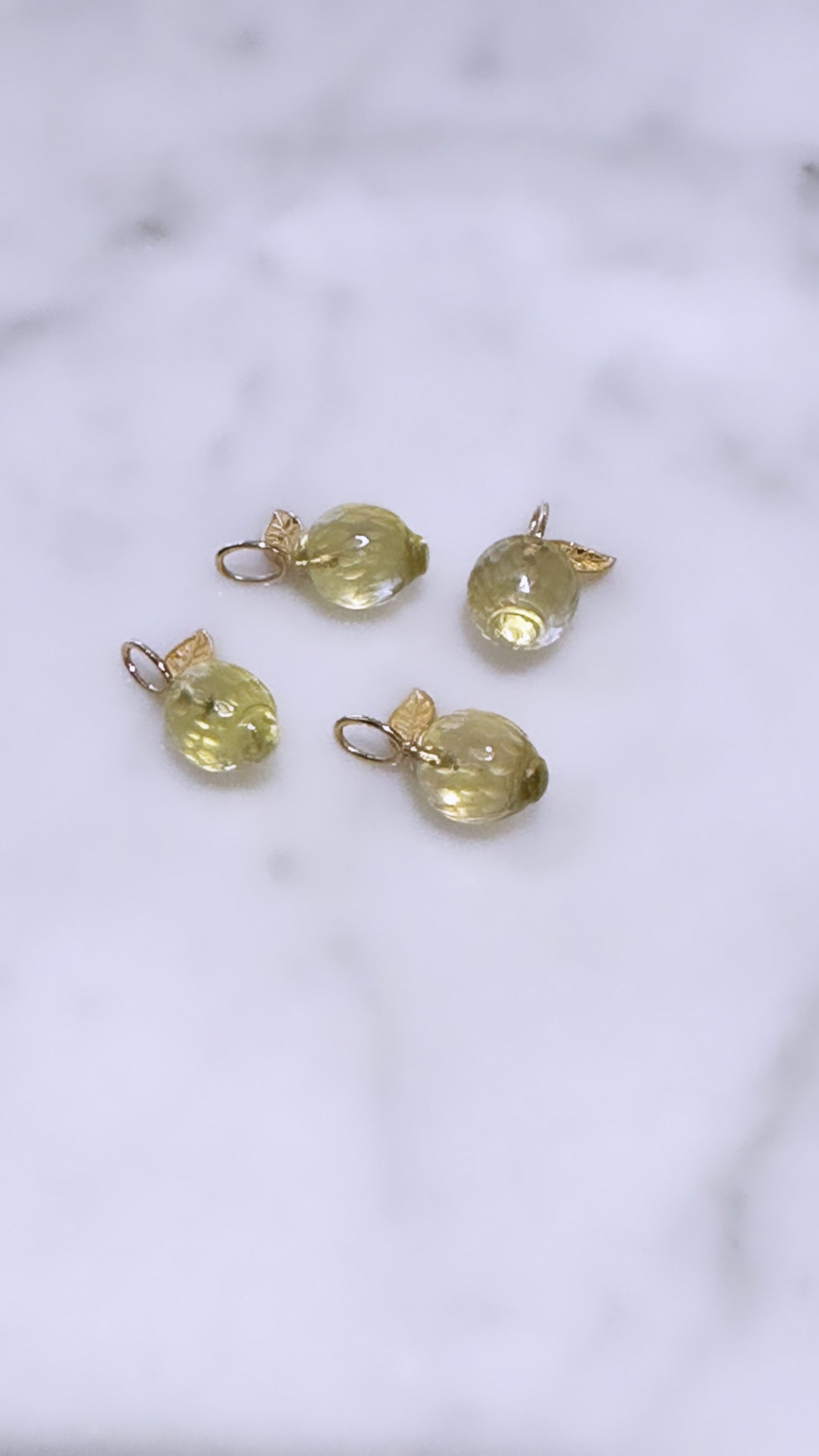 Pendentif citron en quartz lemon et or