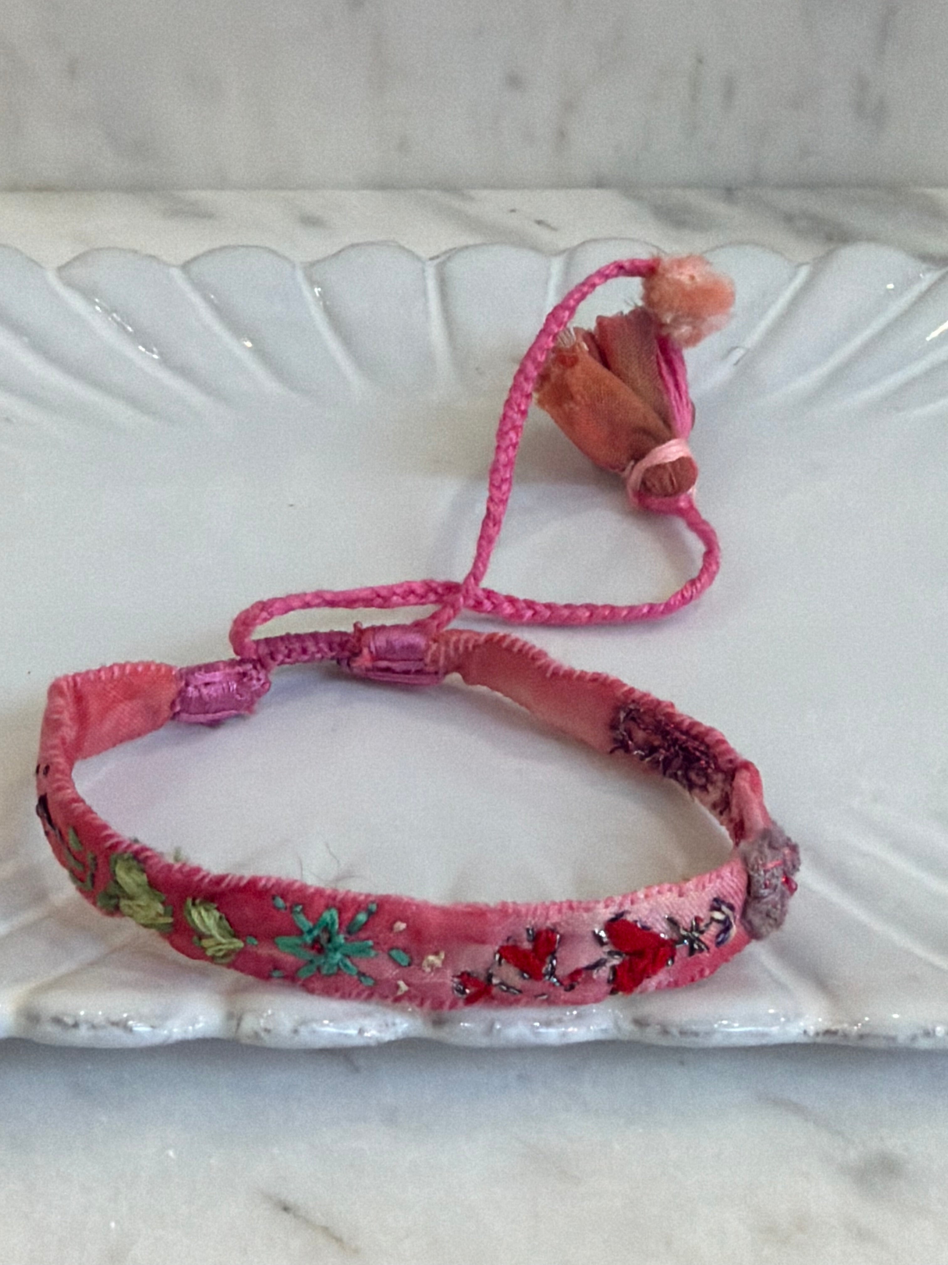 Nouvelle collection bracelets brodés Antomoon