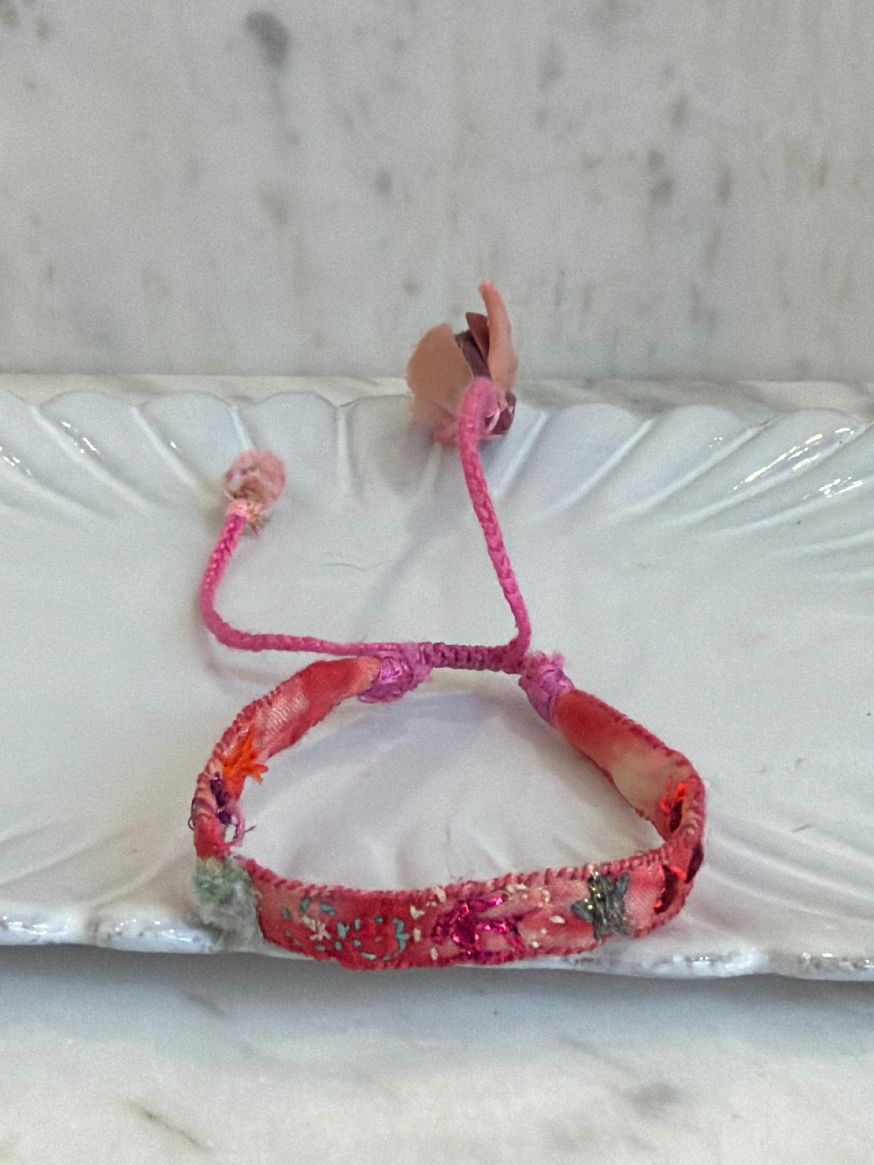 Nouvelle collection bracelets brodés Antomoon