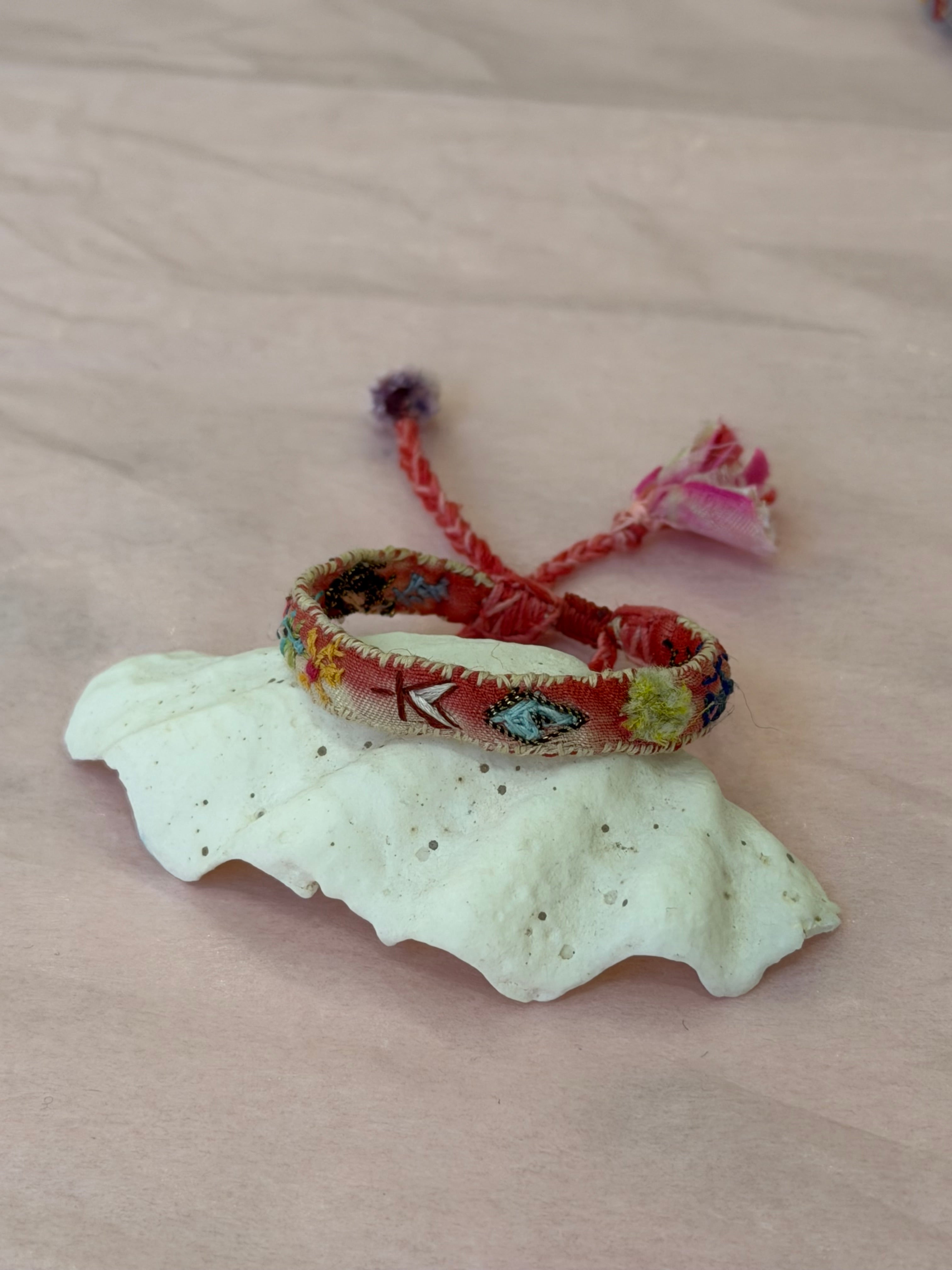 Bracelets brodés Antomoon