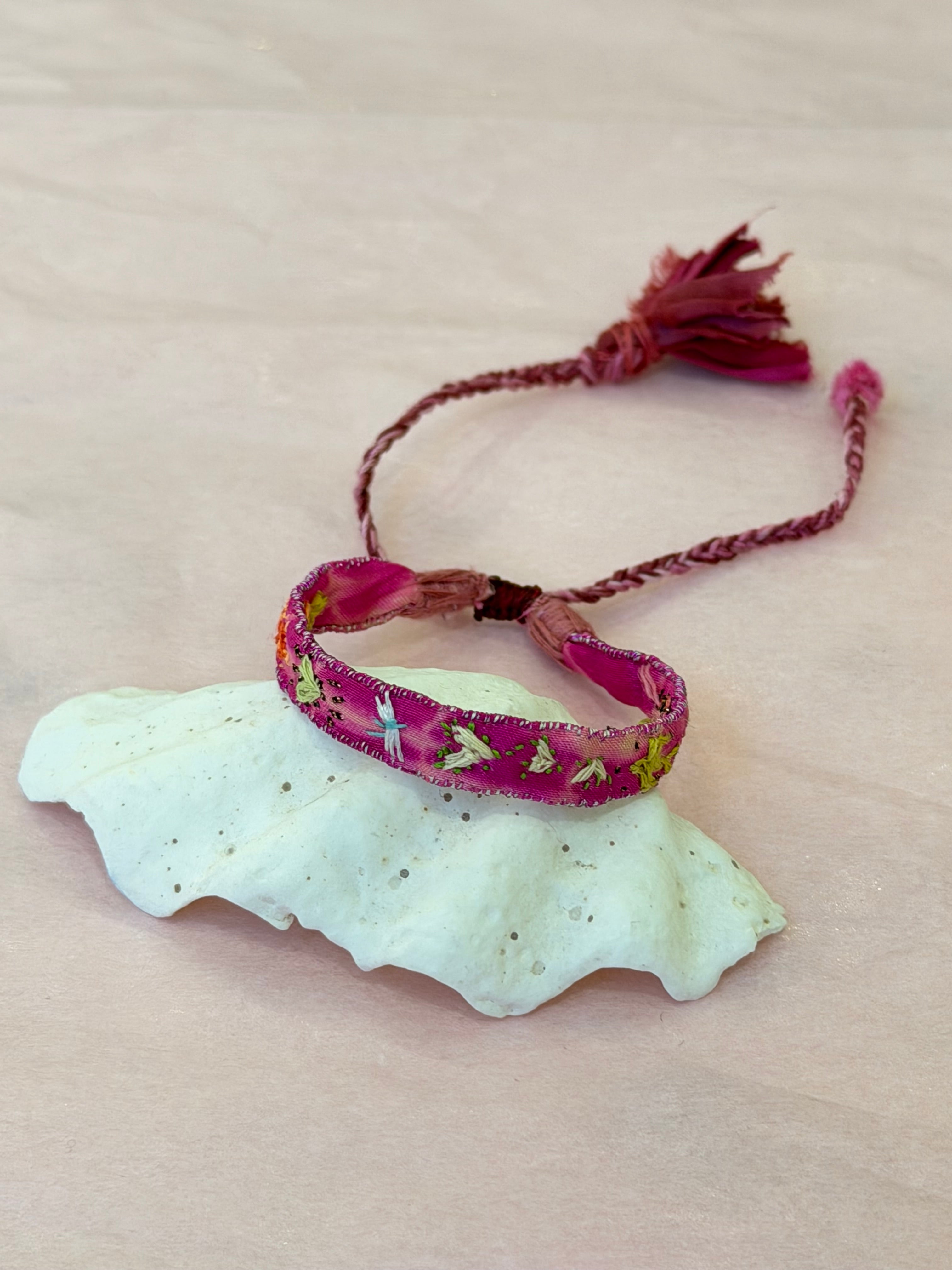 Bracelets brodés Antomoon